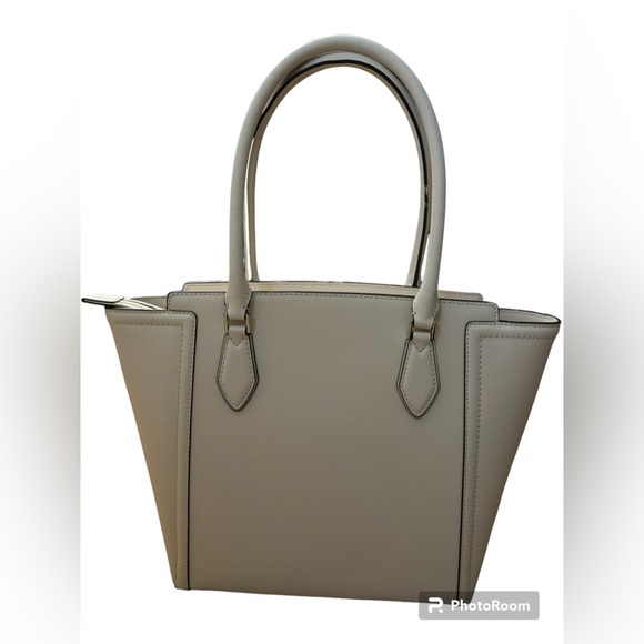 Michael Kors purse - Picture 2 of 5